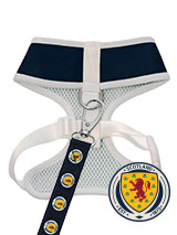 Scotland Football Team Harness & Lead Set - Our Official Scotland Retro Harness & Lead Set provides the ultimate in comfort and safety. It features a breathable material for maximum air circulation that helps prevent your dog overheating and is held in place by a secure clip-in action. The soft padded breathable side covers the dogs chest and...